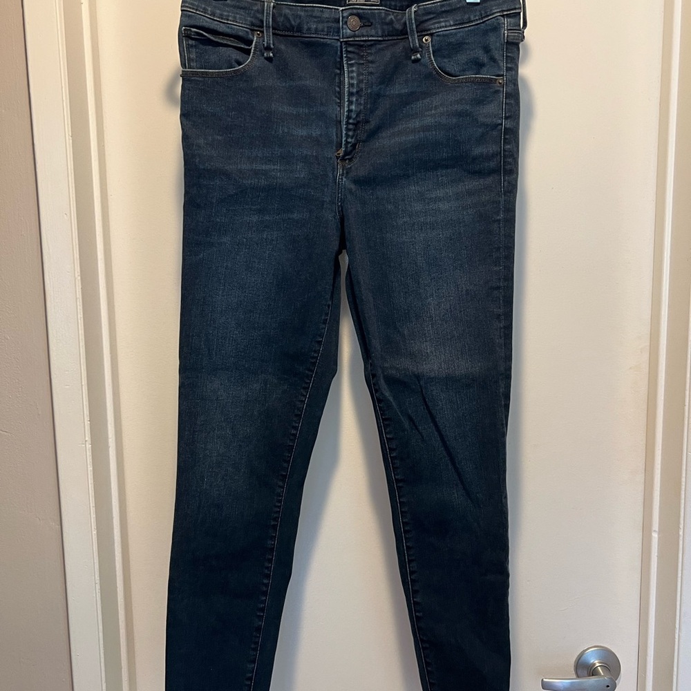 Abercrombie & Fitch Dark Wash Simone High Rise Super Skinny Jeans 31/12 regular